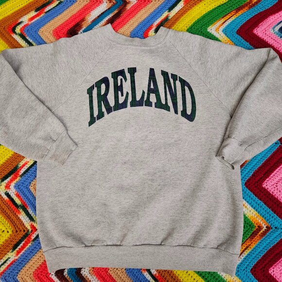 90s Hanes Light Grey Tartan Plaid Ireland Sweatshirt - Picture 2 of 15